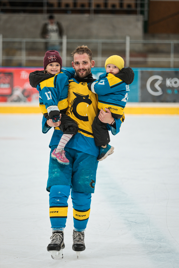 Muži A vs. Žebrák 4